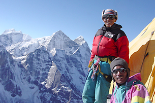 Travel to Everest with Exploradus